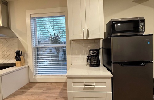 Hillsdale House | Modern home in Hillsdale walking distance to Hillsdale College