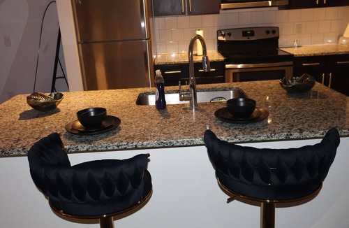 Westside Apartment | Modern Midtown 1BR VIP World Cup Experience