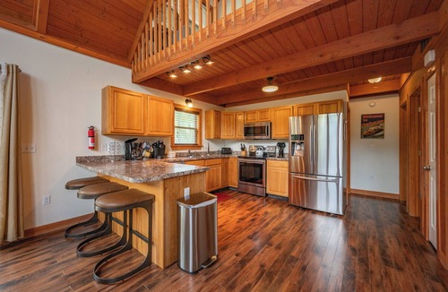 McHenry House | Modern Mountain Escape w/Hot Tub & Games