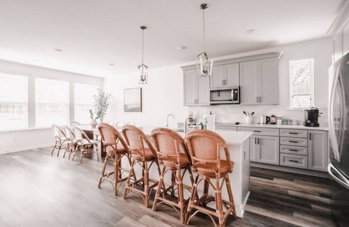 Loveland House | Modern, New Build - Loveland Luxury Oasis by Trails, I-71