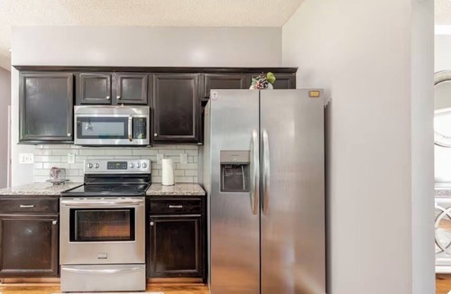 Riverdale House | Modern Southern Charm Near Airport & Downtown ATL
