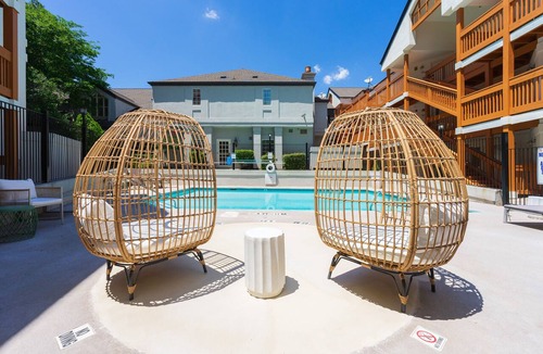 Garden Hills Apartment | Modern Urban Oasis in Prime Buckhead, Atlanta