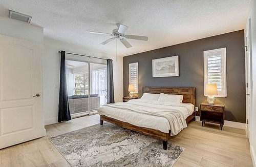 Englewood East Villa | Modern Vacation Home Next to SW Florida Beach - kid Friendly- POOL+HOT TUB