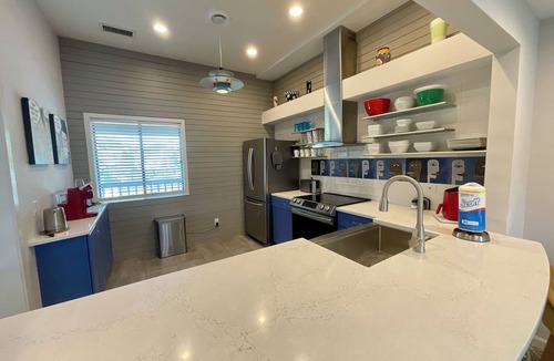 Arcadian Shores Villa | Modern Villa with Resort Perks | 2BR + Loft | 9E Windsor Court