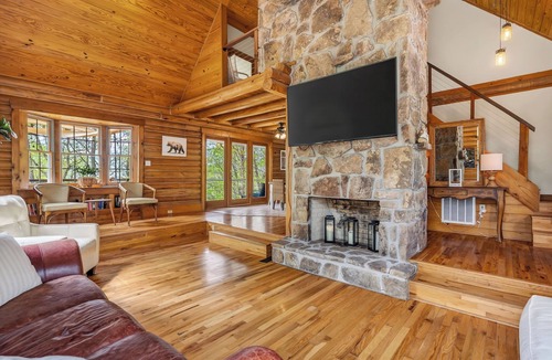 Monterey Cabin | Monterey Retreat Cabin