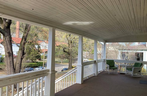 Hot Springs Apartment | Monthly Bathhouse Row Apartment: 1 Month for the Price of 1 Week!