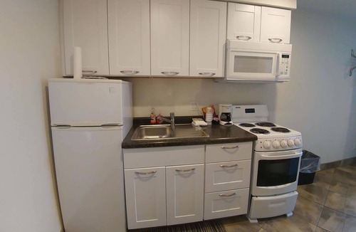 Sturgeon Bay Hotel | Motel 57