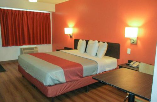 Medical District Hotel | Motel 6-Memphis, TN - Downtown