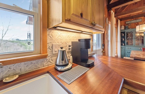 Fleetwood Cottage | Mountain and River Views - Tucked in the Trees - Wrap Around Porch