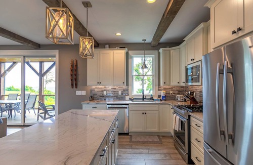 Lenoir House | Mountain Kandy - Luxury home with stunning views and amenities!