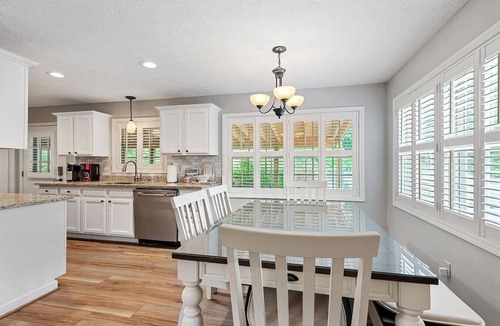 Waynesville House | Mountain Retreat-Waynesville 2 bedroom