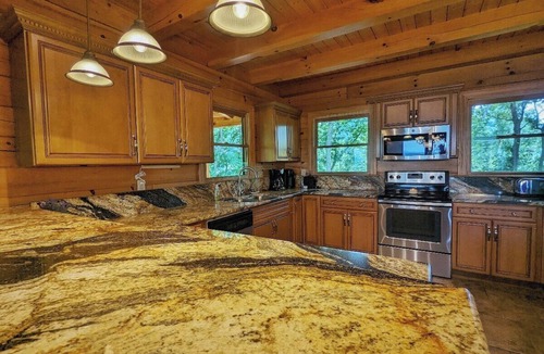 Ridgewood Estates House | Mountain retreat with 4 bedrooms, 4 baths, hot tub, fire pit, and game room.