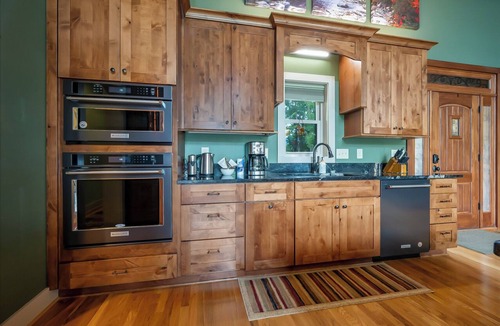 Lake Lure House | Mountain View Retreat | A Lake Lure Destination with Amazing Views