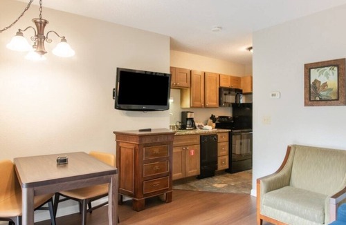 Gatlinburg Villa | MountainLoft™ - Gatlinburg - 1 Bedroom Deluxe Villa