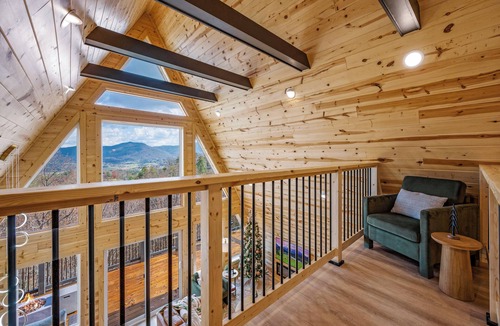 Sevierville Cabin | Mtn Views · Movie Theater · Games · Hot Tub · Pets