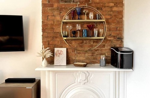 Mount Auburn House | Mulberry Mansion - OTR - FREE Parking