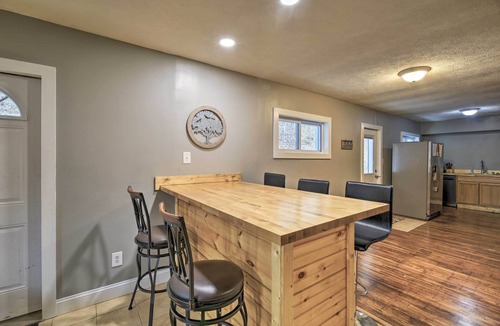 Mullens Cabin | Mullens Cabin w/Gas Grill & Mountain Views!