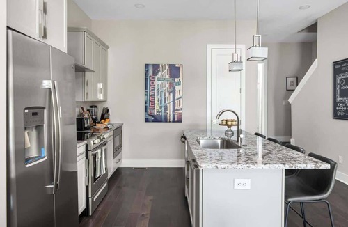 Nashville House | Nashville Luxe Retreat Rooftop & Hot Tub