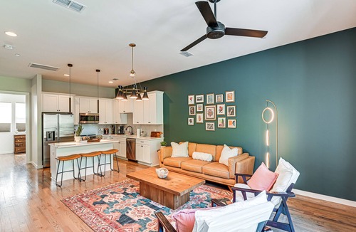 Whitebridge House | Nashville Townhome w/Deck: Close to Downtown!