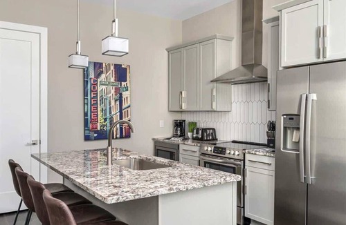 Nashville House | Nashville Vacation Stay Views & Hot Tub