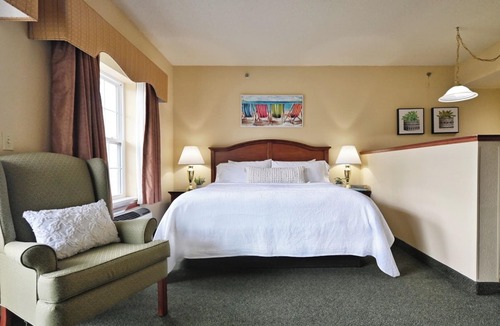 Pembine Hotel | Nature Family Getaway! 2 Spacious Suites w/Pool, Spa & Free Parking!