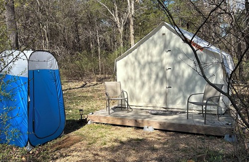 Remington RV Rental | Nature Lover's Dream Oasis. Camp, Swim, Hike, Bike, Stargaze and Explore.