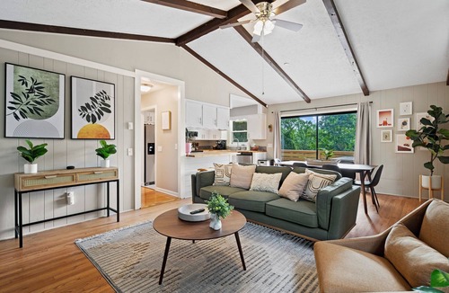 Royal Pines House | Nature Nook w/Mtn Views!-Near AVL