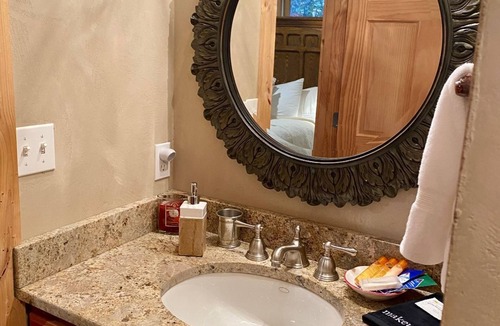 Cashiers House | Natureview Hideaway Deluxe Apt in Cashiers