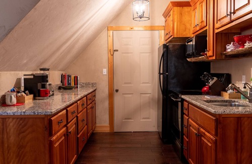 Cashiers House | Natureview Hideaway Deluxe Apt in Cashiers