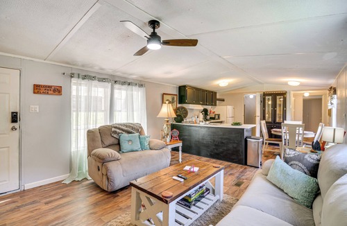 Eriline House | Near ATV & Hiking Trails: Home w/Deck in Oneida!