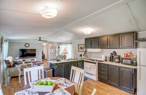 Eriline House | Near ATV & Hiking Trails: Home w/Deck in Oneida!