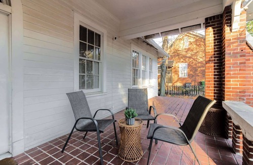 Columbus House | Near Downtown, Parks & Museum - Midtown Main House