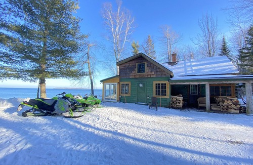 Au Train Cottage | Near Munising.and and Snowmobile trails