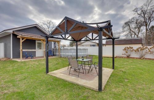 Ortonville House | Near Pine Knob, Lakes & Trails! Ortonville Getaway