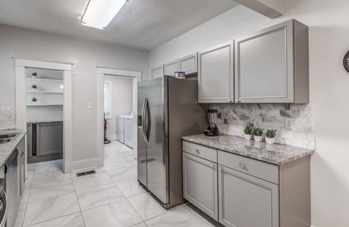 Vollintine-Evergreen House | Near Rhodes College & Downtown! The Rolling Stone