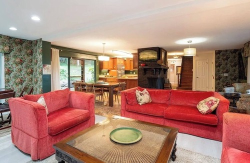 Franklin Cottage | Never rented- Mountain View cottage all amenities, pickleball/tennis clay court