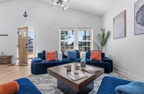 New Warrington House | NEW-3 BEDROOM HOUSE - 5 mins from NAS , 7 mins Downtown, 15 mins From The Beaches