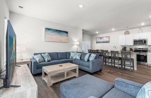 Little River House | New 3BR Townhouse Near NMB Sports Complex