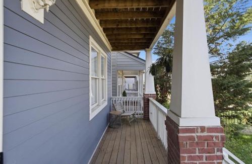 The Nations House | NEW 7 mins to Broadway Sleeps 8