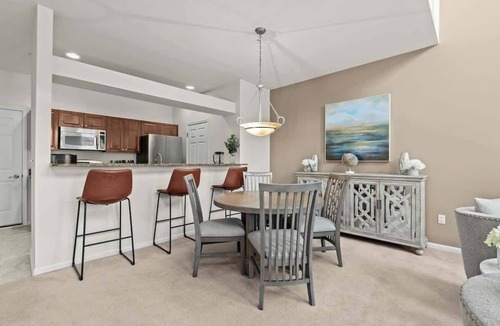 Auburn Hills House | NEW Auburn Hills DT Condo.