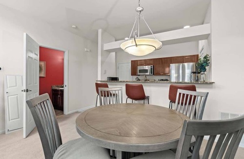 Auburn Hills House | NEW Auburn Hills DT Condo.