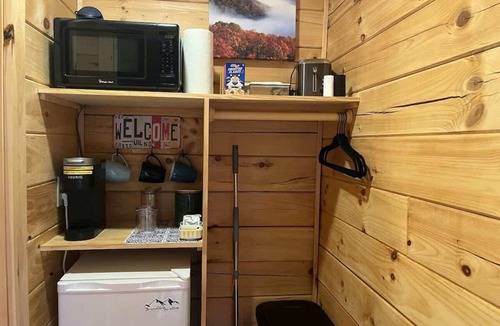 Floyd Cabin | NEW! Blue Ridge Bound Cabin 326