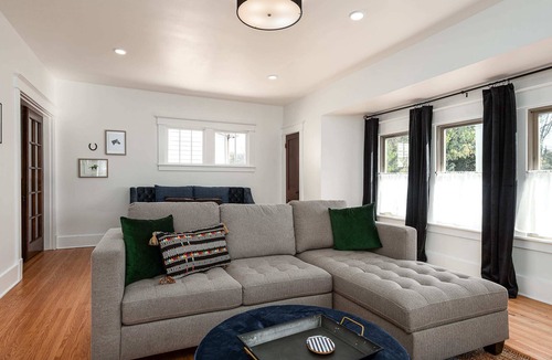 Clifton Apartment | New! Charming City Condo! Walkable & Chic!