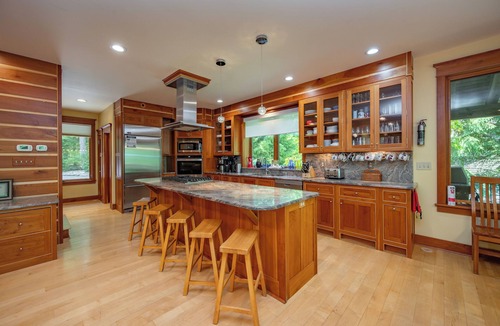 Oakland House | New! Charming Lakefront w/Dock & Mountain Views