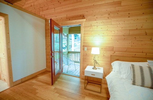 Ellijay Ski Chalet | New! Colorful, Light-Filled Cabin in Ellijay w/Fire Pit