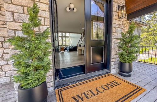 Swanton House | New Construction 7 bedroom luxury lakefront home in golf neighborhood