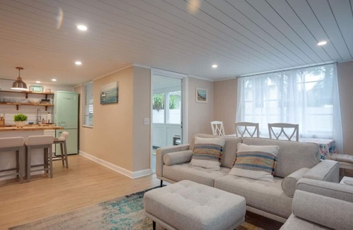 Folly Field Cottage | New Cottage: 4th row & fully fenced back yard!