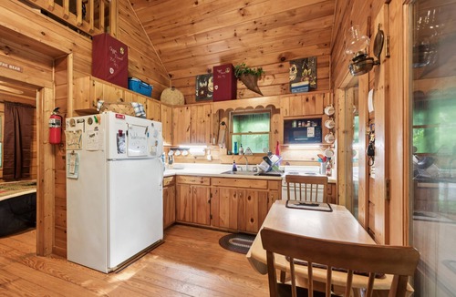 Andrews House | NEW! Cozy Creekside Cabin with Wraparound Porch