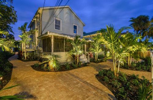Stuart Apartment | New Downtown Cottage on Camden #1