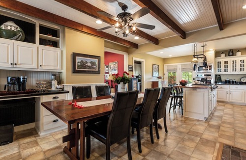 Bardstown House | NEW Hot Tub 5BR Estate Near Bourbon Trail w/history